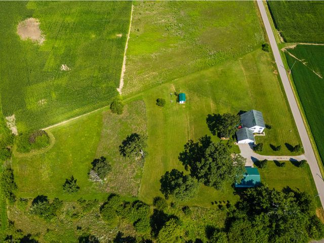 7882 Glaze Road, NE, New Holland, OH 43145