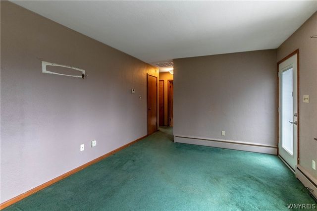 7529 Valley Circle Lane, Boston, NY 14075