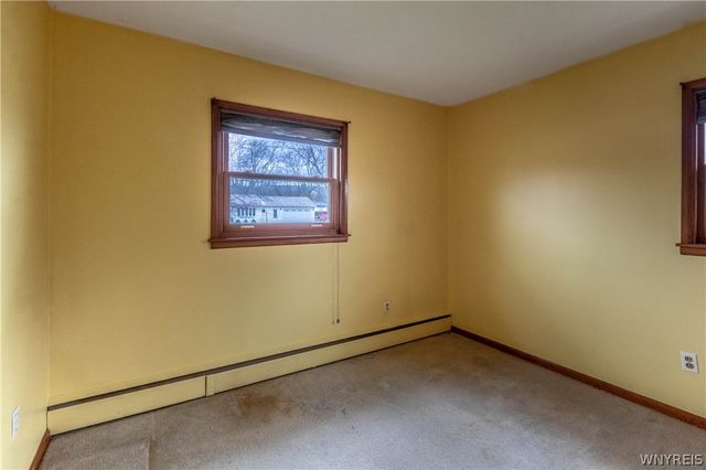 7529 Valley Circle Lane, Boston, NY 14075