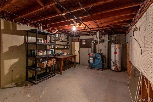 7529 Valley Circle Lane, Boston, NY 14075