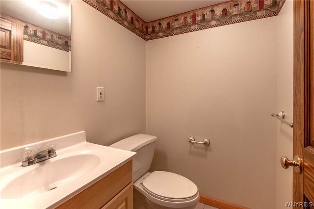 7529 Valley Circle Lane, Boston, NY 14075