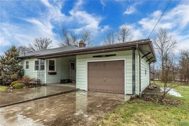 7529 Valley Circle Lane, Boston, NY 14075