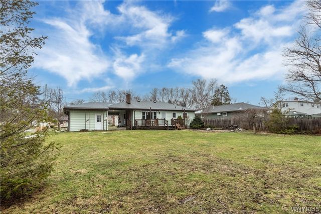 7529 Valley Circle Lane, Boston, NY 14075