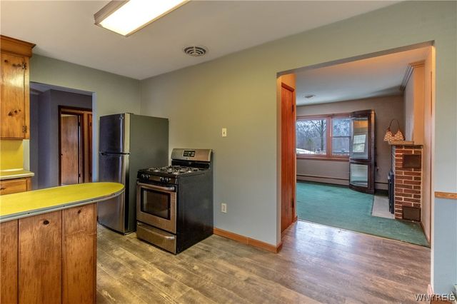 7529 Valley Circle Lane, Boston, NY 14075