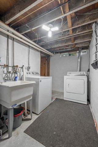 2112 N OWAISSA STREET, Appleton, WI 54911