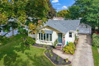 2112 N OWAISSA STREET, Appleton, WI 54911