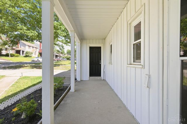 2400 Homestead Place, Cincinnati, OH 45211