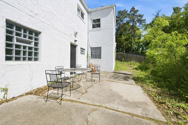 2400 Homestead Place, Cincinnati, OH 45211