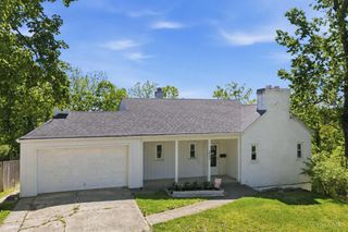 2400 Homestead Place, Cincinnati, OH 45211