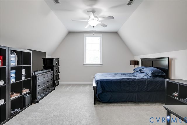 1978 Farnborough Dr, Midlothian, VA 23112