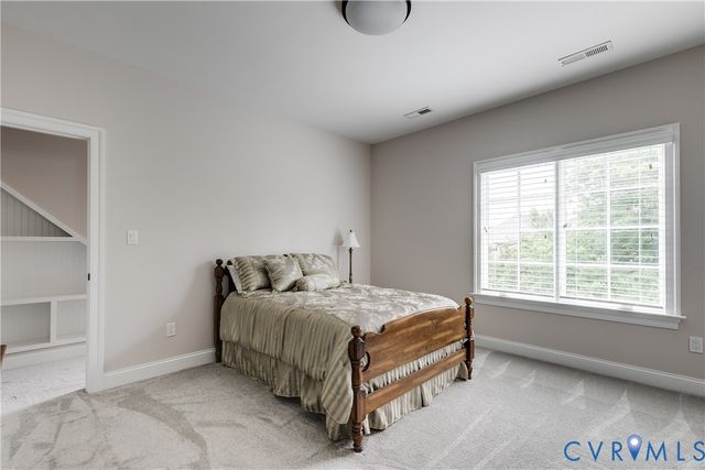 1978 Farnborough Dr, Midlothian, VA 23112