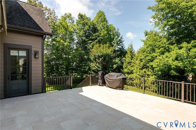 1978 Farnborough Dr, Midlothian, VA 23112