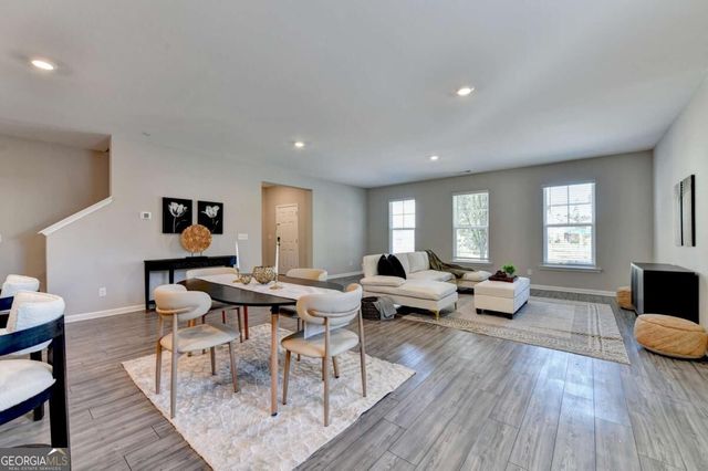 4355 Magpie Drive, Hoschton, GA 30548