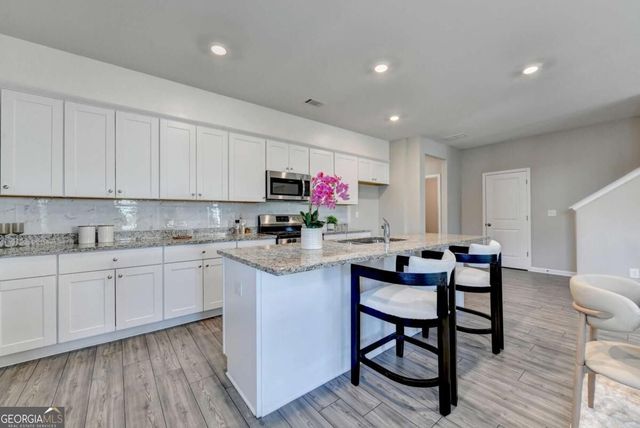 4355 Magpie Drive, Hoschton, GA 30548