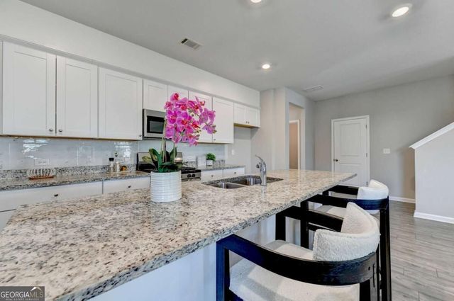 4355 Magpie Drive, Hoschton, GA 30548