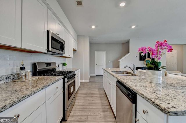 4355 Magpie Drive, Hoschton, GA 30548