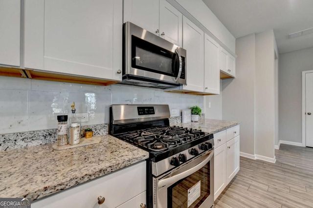 4355 Magpie Drive, Hoschton, GA 30548