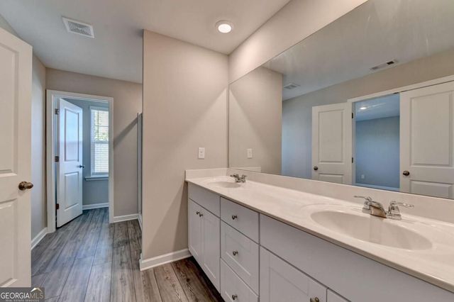 4355 Magpie Drive, Hoschton, GA 30548