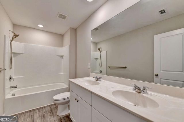4355 Magpie Drive, Hoschton, GA 30548