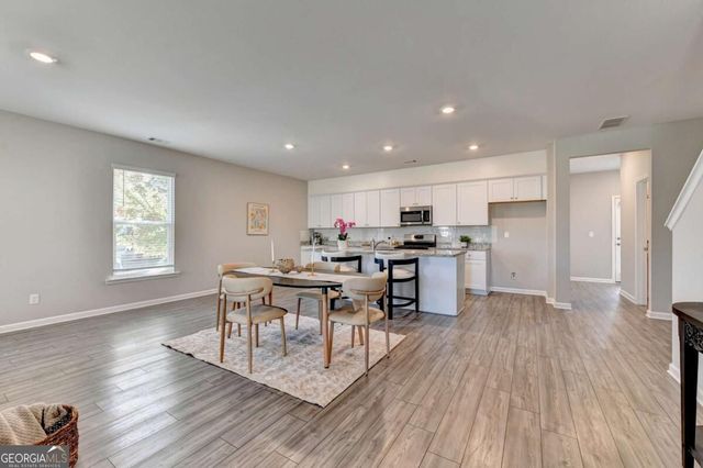 4355 Magpie Drive, Hoschton, GA 30548