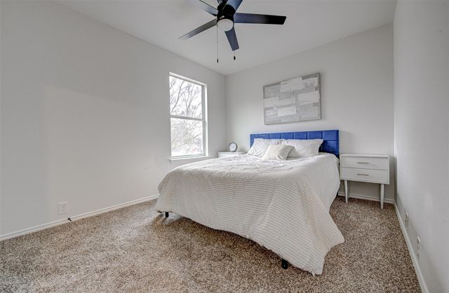 6249 Negley B, Kyle, TX 78640