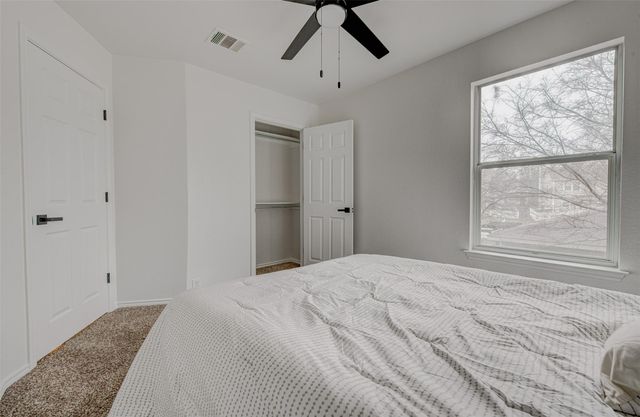 6249 Negley B, Kyle, TX 78640