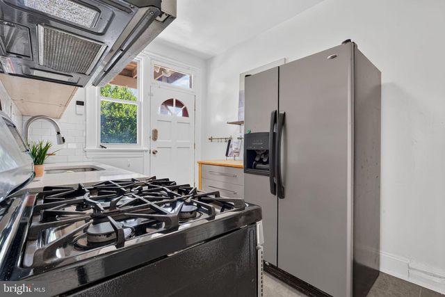117 RHODE ISLAND AVE NE, Washington, DC 20002