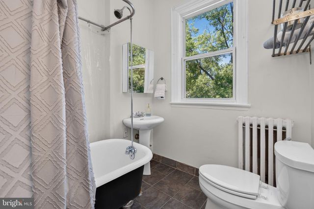 117 RHODE ISLAND AVE NE, Washington, DC 20002