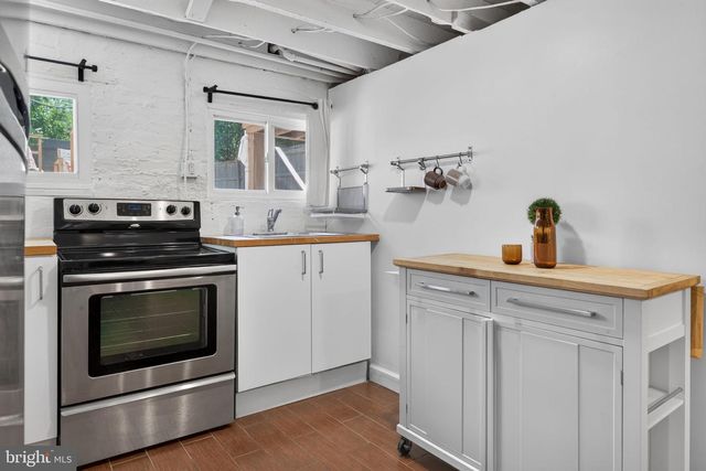117 RHODE ISLAND AVE NE, Washington, DC 20002