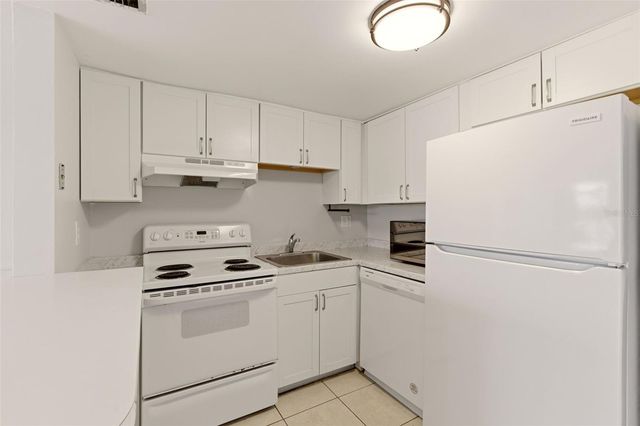 574 ORANGE DRIVE 76, Altamonte Springs, FL 32701