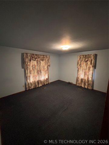 504 N D Avenue, Cleveland, OK 74020