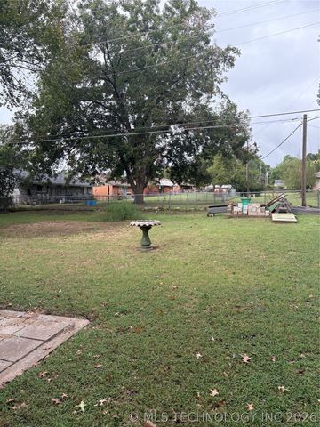 504 N D Avenue, Cleveland, OK 74020