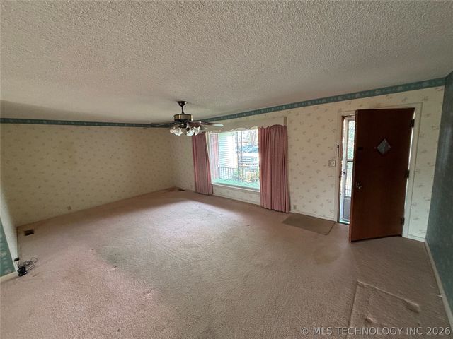 504 N D Avenue, Cleveland, OK 74020