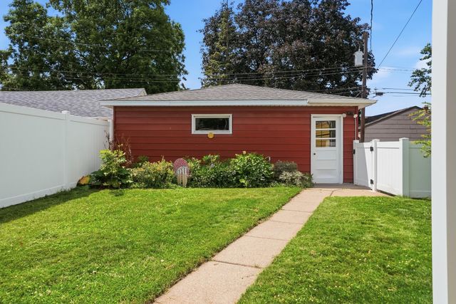 5752 23rd Avenue S, Minneapolis, MN 55417