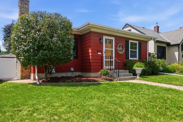 5752 23rd Avenue S, Minneapolis, MN 55417