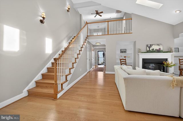 61 HARTZELL DR, Shepherdstown, WV 25443