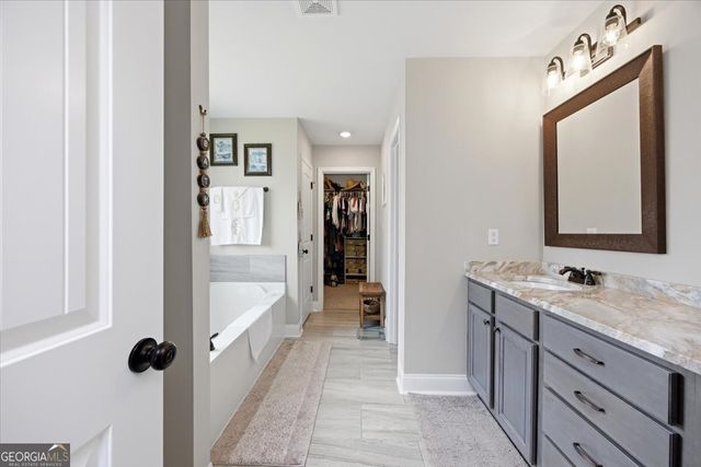 207 Creek Ridge Drive, Warner Robins, GA 31088