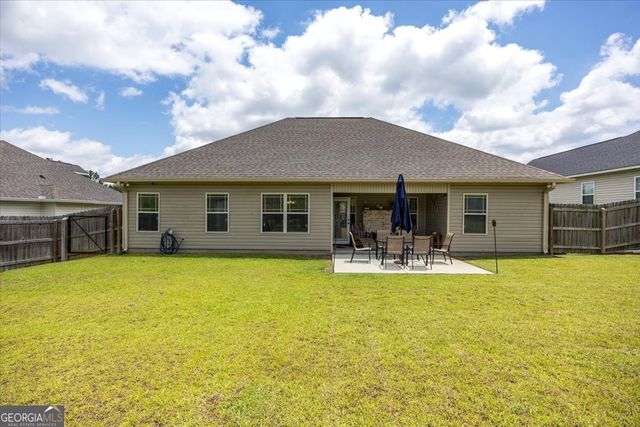 207 Creek Ridge Drive, Warner Robins, GA 31088