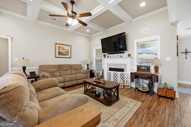207 Creek Ridge Drive, Warner Robins, GA 31088