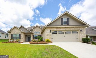 207 Creek Ridge Drive, Warner Robins, GA 31088