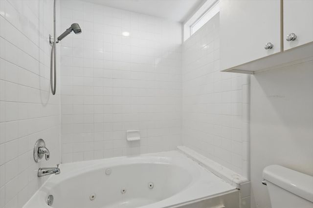 2200 N Peak Street, Dallas, TX 75204