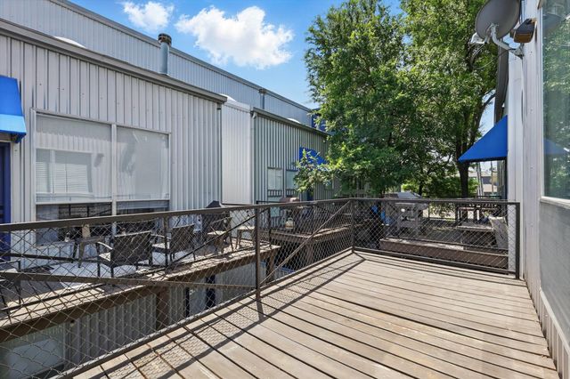 2200 N Peak Street, Dallas, TX 75204
