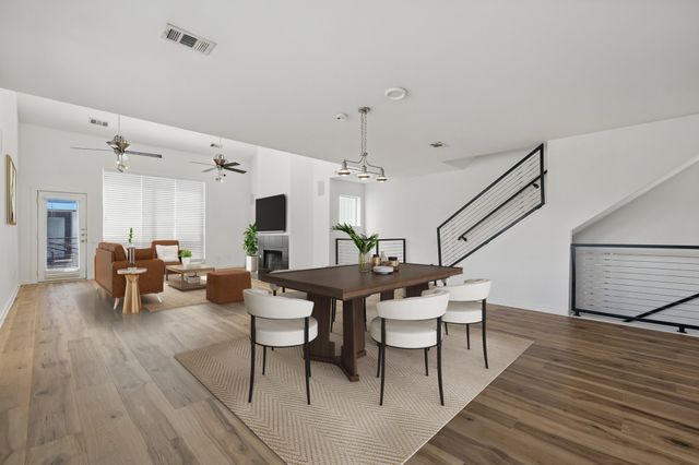 2200 N Peak Street, Dallas, TX 75204