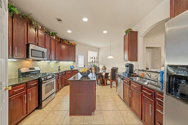 19523 S Oblong Circle, Cypress, TX 77429