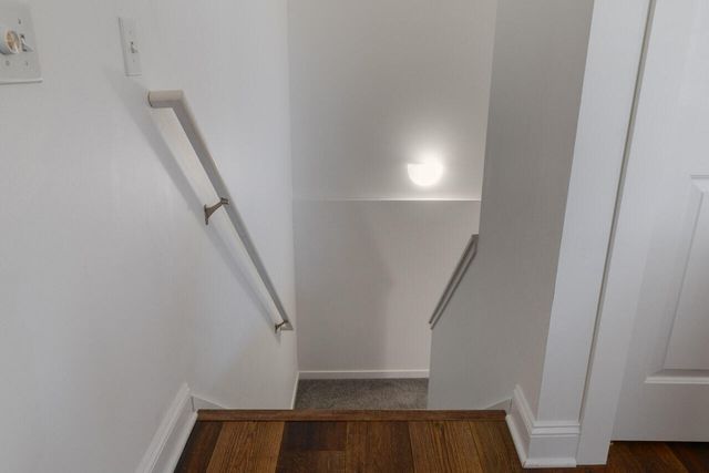 1361 S Village Circle, Kalamazoo, MI 49009