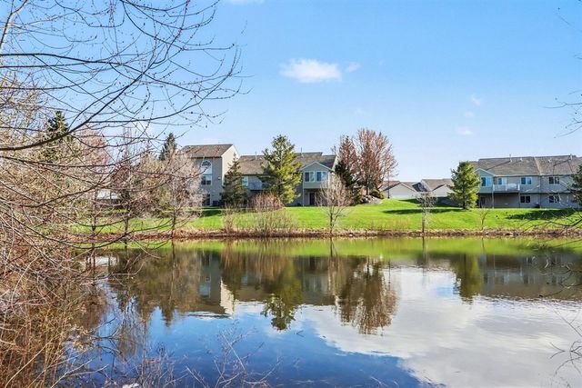 1361 S Village Circle, Kalamazoo, MI 49009