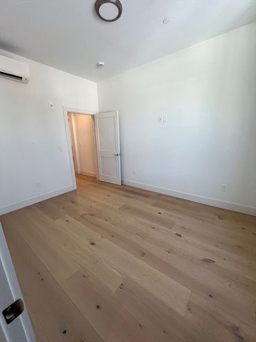 105 Sea Street 202, Quincy, MA 02169