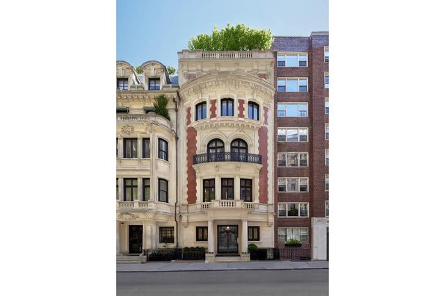 9 E 88th Street, New York City, NY 10128