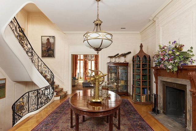 9 E 88th Street, New York City, NY 10128