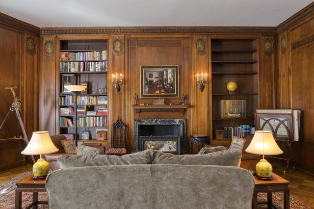 9 E 88th Street, New York City, NY 10128